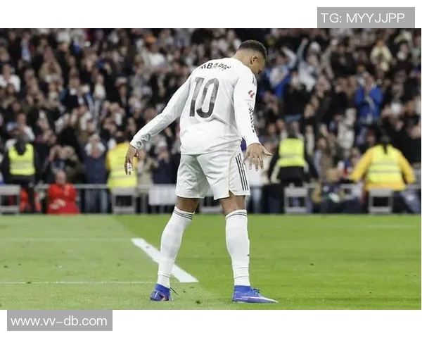 姆巴佩谈C罗千球目标称其不可思议但人生只有一次要勇于尝试